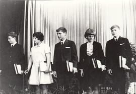 Jugendweihe Jugendliche auf Bühne