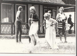 Ferienlager in Kastaven Sackhüpfen