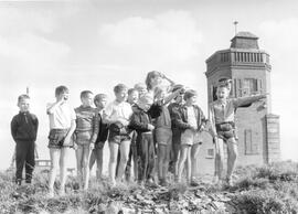 Kindergruppe auf Berg