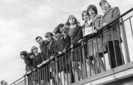 Gruppe Jugendlicher Jugendweihe Müggelturm